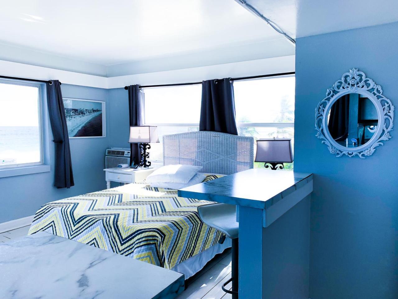 Coral Tides Resort ปอมปาโนบีช ภายนอก รูปภาพ